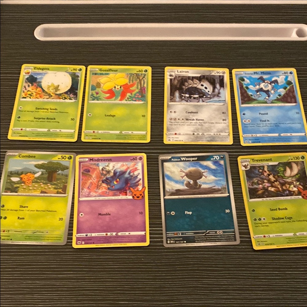 Pokemon Trading Cards Set of 8